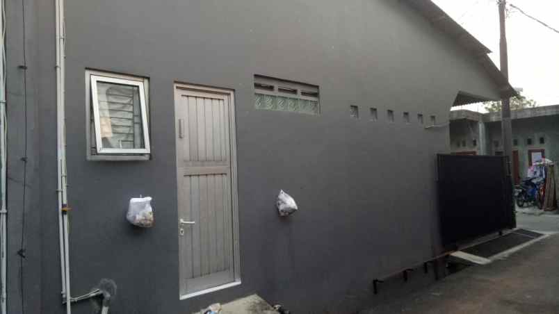 rumah cibubur ciracas jaktim