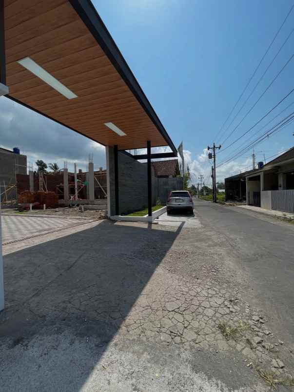 rumah cluster cantik dekat kampus uii yogyakarta