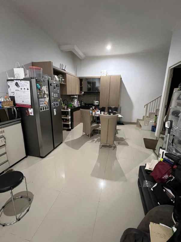 rumah darmo indah minimalis 2 lantai siap huni