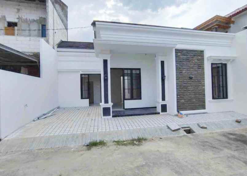 rumah dekat gdc 2 kt 2 km dp 0 cilodong depok