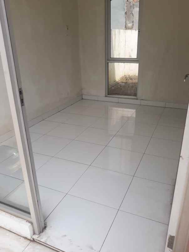 rumah di perum de green valley cifest ciantra cikarang