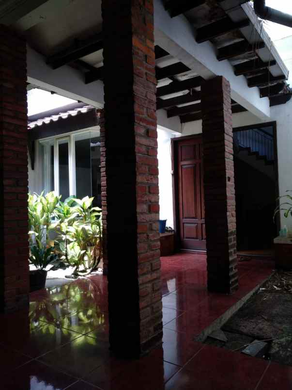rumah dijual jalan jambi wonokromo surabaya selatan
