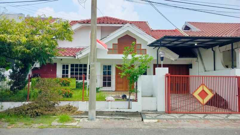 rumah disewakan nginden intan barat surabaya