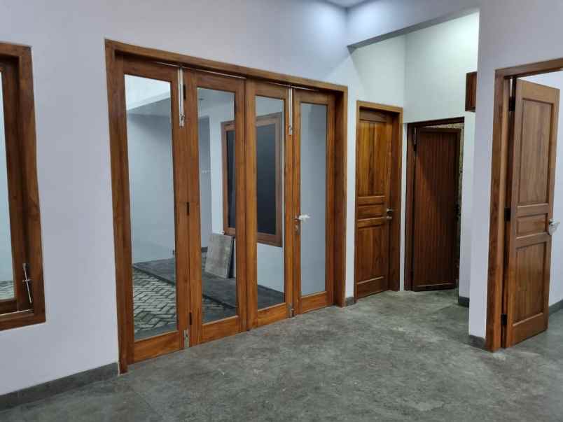 rumah etnik mewah harga murah di mertoyudan magelang