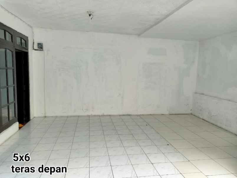 rumah gang yomart cibaligo cihanjuang lt besar