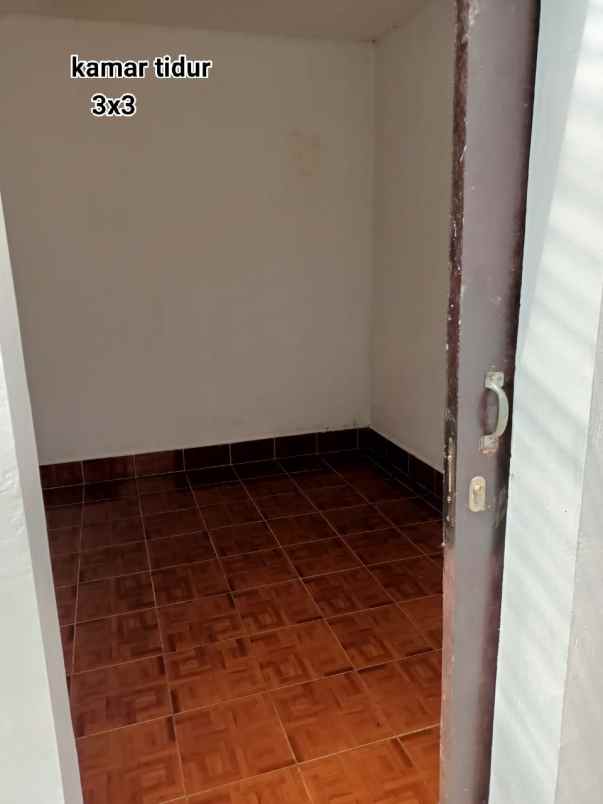 rumah gang yomart cibaligo cihanjuang lt besar