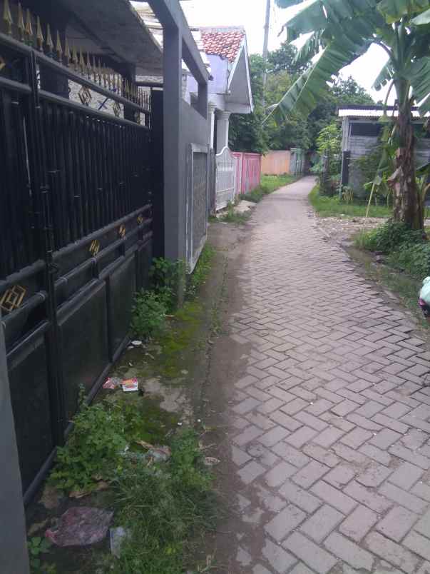Rumah Kampung 25 Menit Ke Bandara Soekarno Hatta