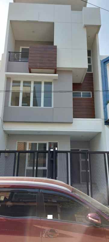 rumah kelapa lilin kelapa gading