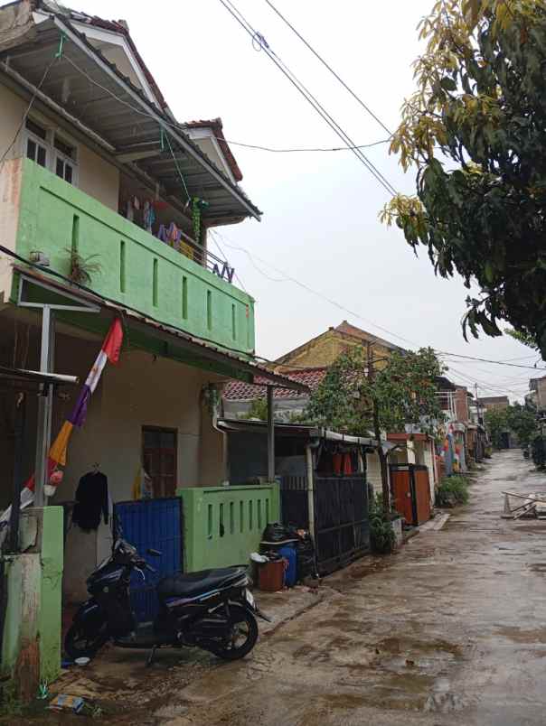 rumah komplek gbr ngamprah shm lingkungan nyaman