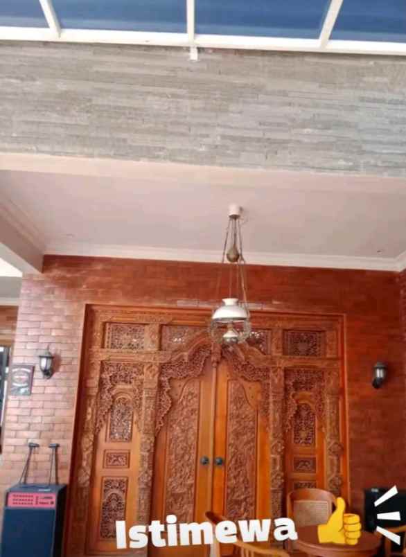 rumah mewah 2 lantai siap huni di probolinggo