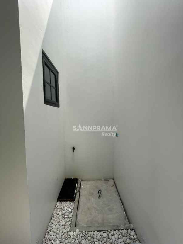 rumah mewah ala eropa di depok