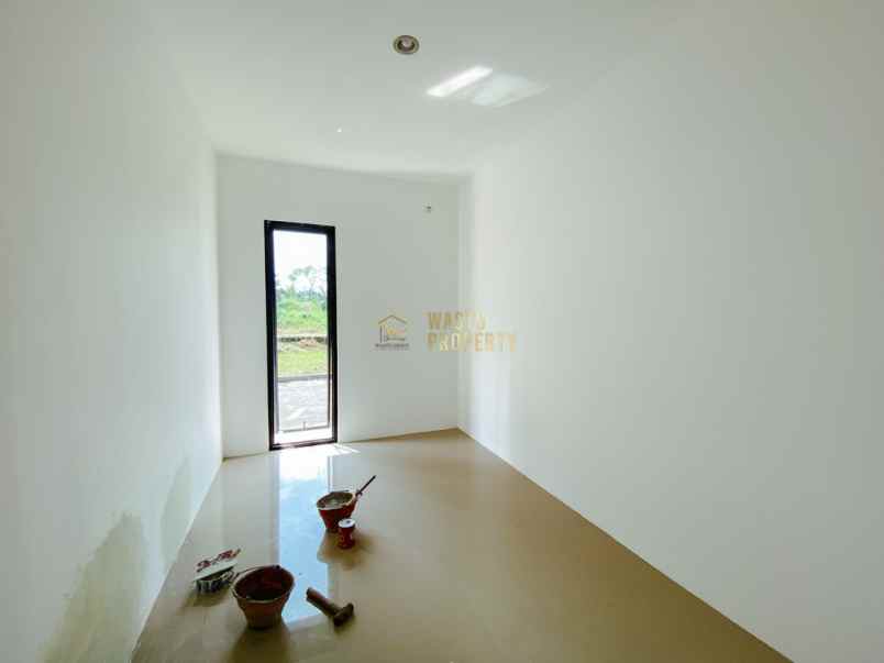 rumah mewah dalam cluster harga murah dekat kampus uii