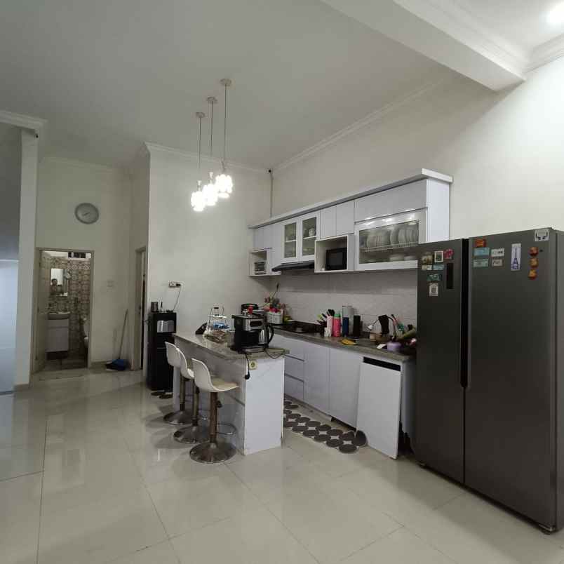rumah mewah serasa hotel bintang 5 jatibening bekasi