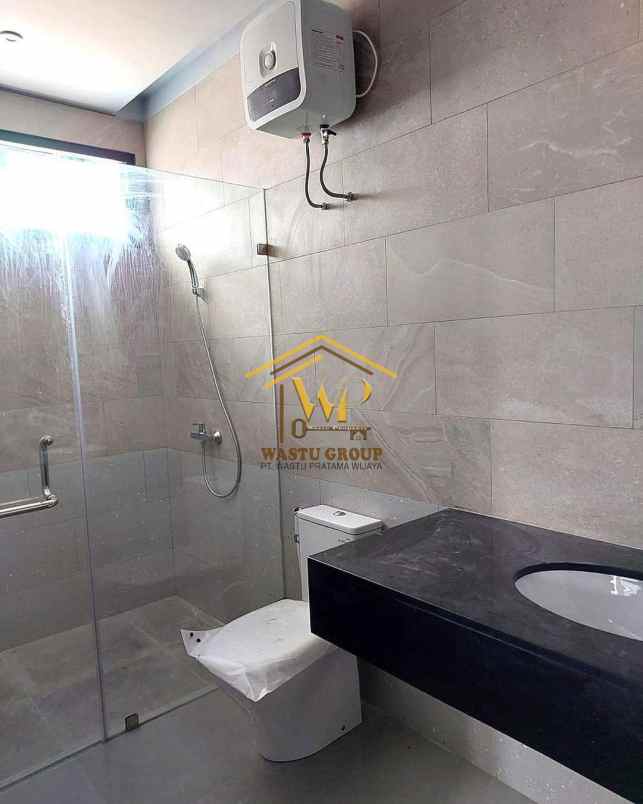 rumah mewah siap huni dekat sleman city hall