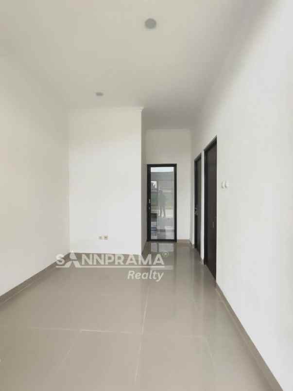 rumah milenial estetik dan elegan di tapos frytam