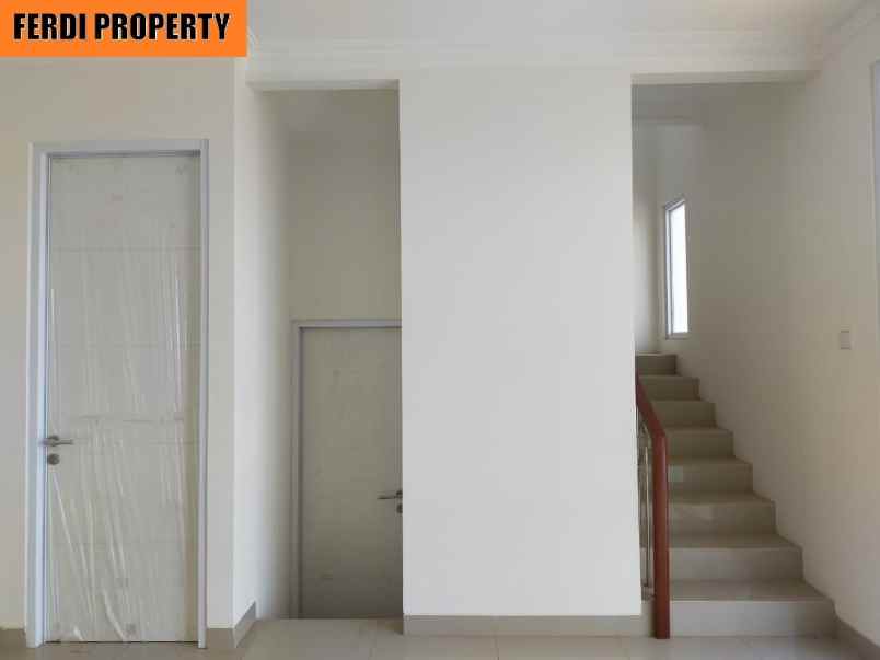 rumah minimalis 2 lt 4 kamar tidur citra gran cibubur