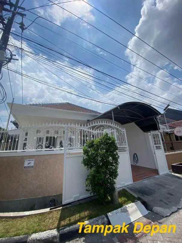 rumah mulyosari prima strategis row jalan 3 mobil