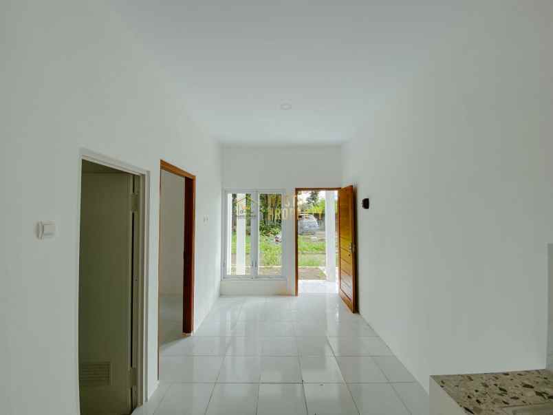 rumah murah 350jt shm dekat lampu merah bogem kalasan