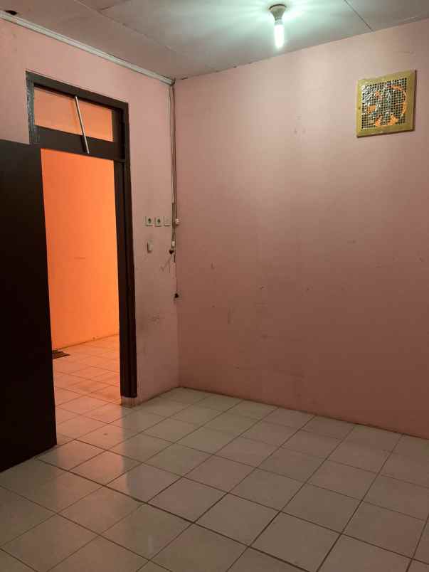 rumah nyaman dijual dekat summarecon bekasi