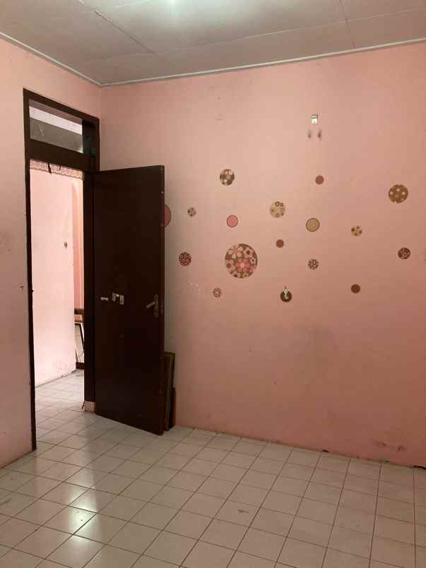 rumah nyaman dijual dekat summarecon bekasi