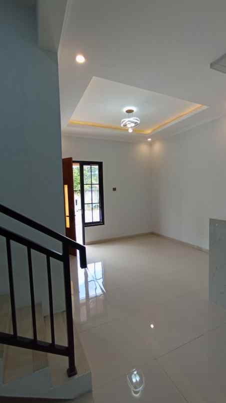 rumah pedurungan dua lantai dolog semarang shm