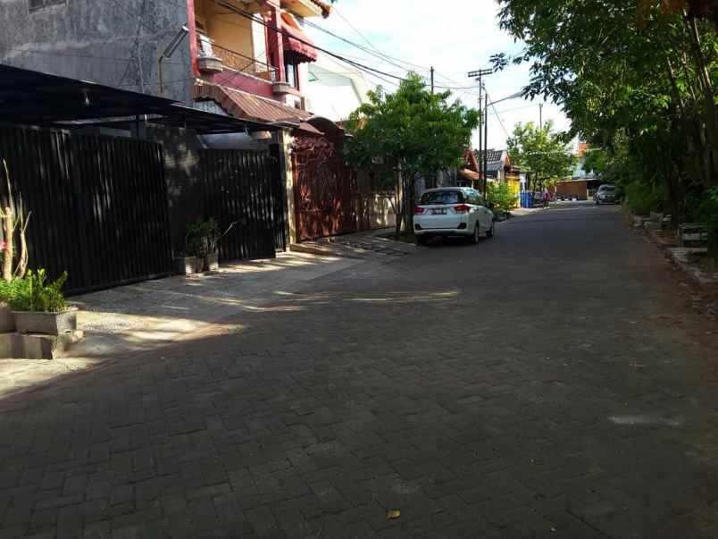 rumah pusat kota surabaya harga pinggir kota