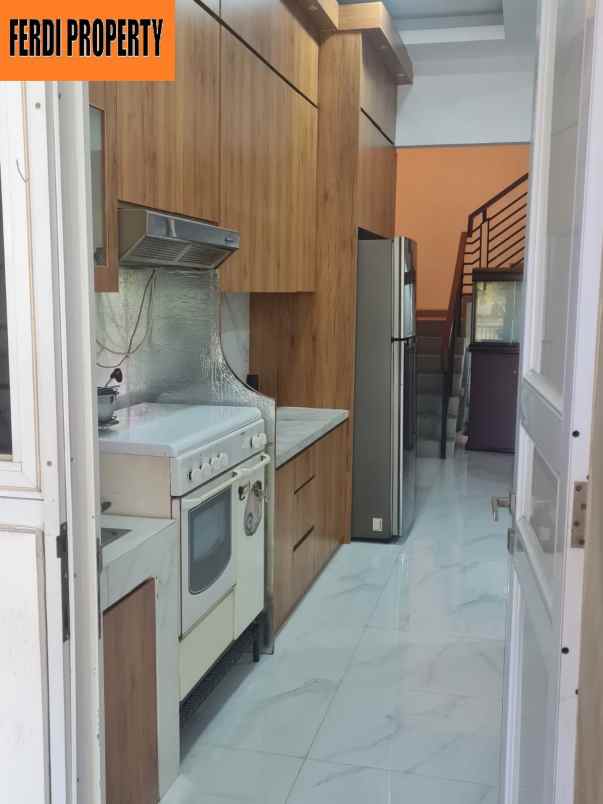rumah rapi full furnished citra gran cibubur