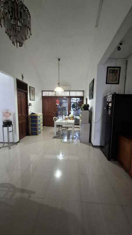 rumah raya darmo permai