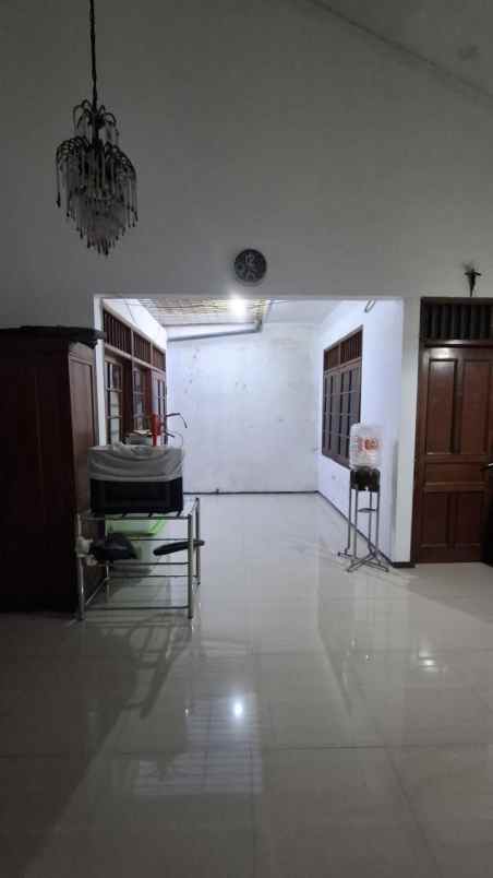 rumah raya darmo permai