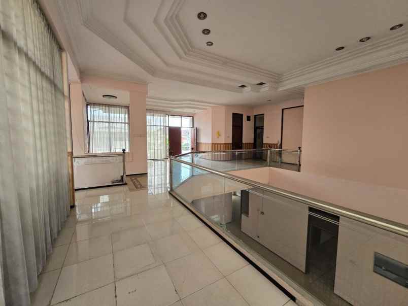 rumah satelit indah strategis