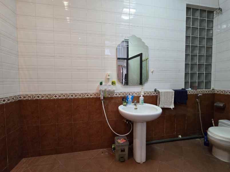 rumah satelit indah strategis