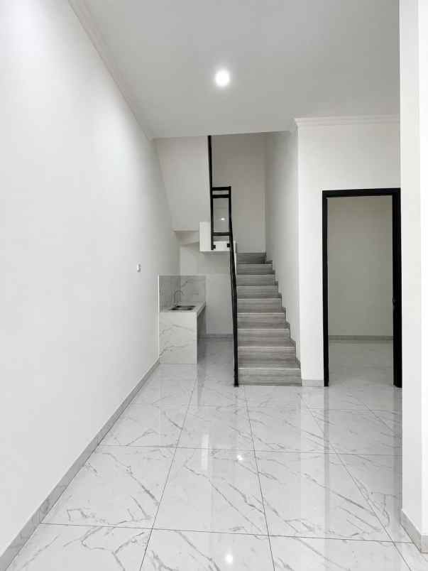 rumah scandinavian 2 lantai di cipayung jakarta timur