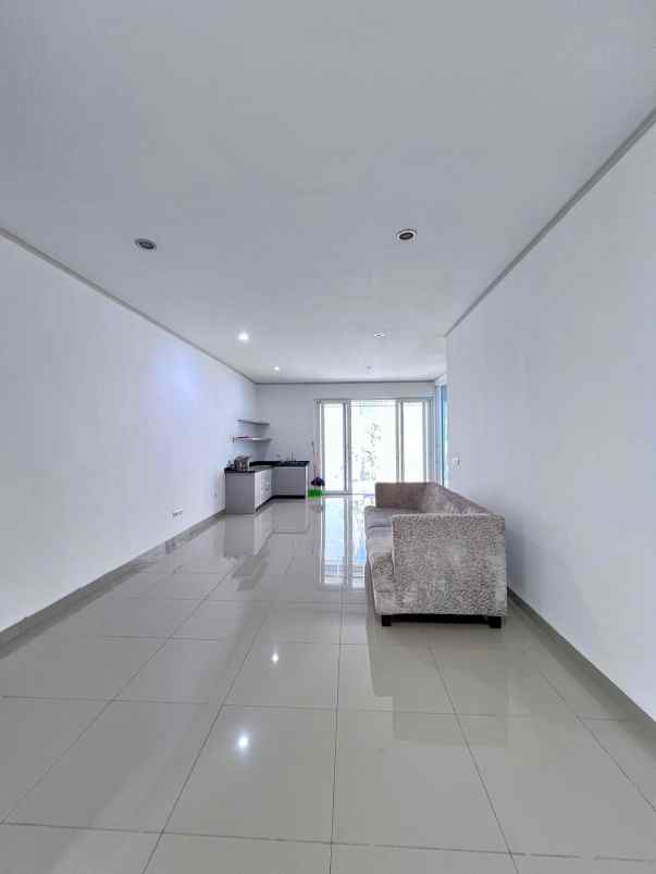 rumah second di cilandak tb simatupang jaksel