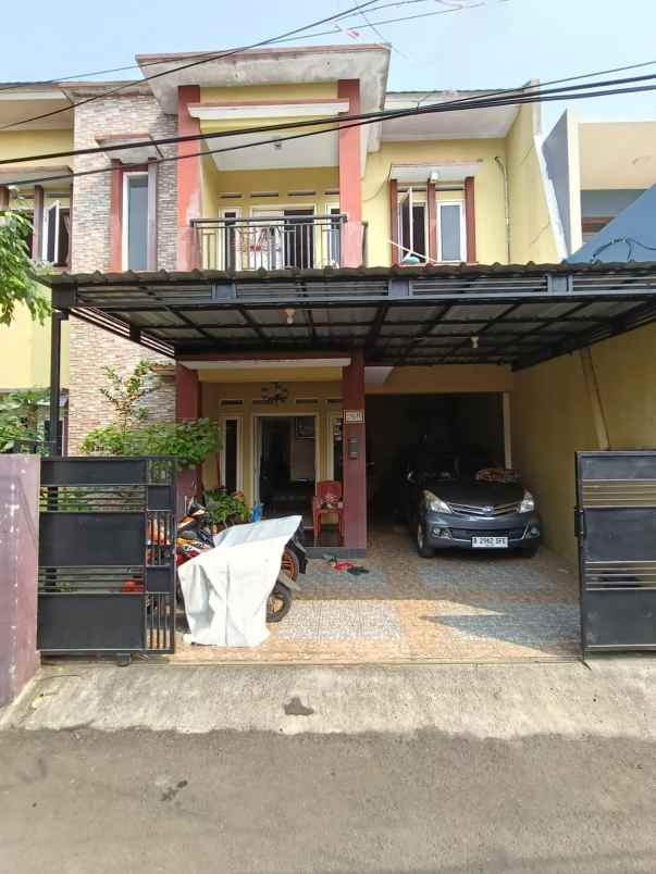 rumah second lokasi strategis di tanjung barat jaksel