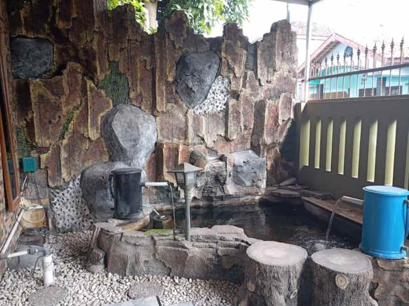 rumah siap huni dekat stadion manahan solo jateng