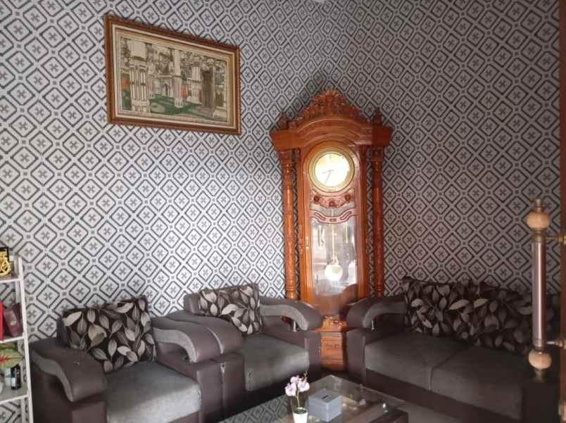 rumah siap huni dekat stadion manahan solo jateng