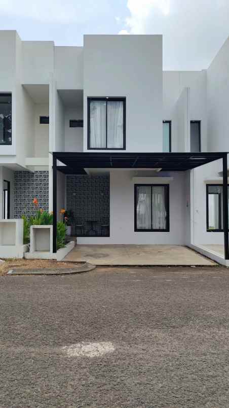 rumah siap huni lokasi dekat bintaro bsd