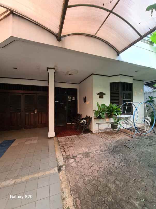 rumah siap huni masuk komplek area pos pengumben ray