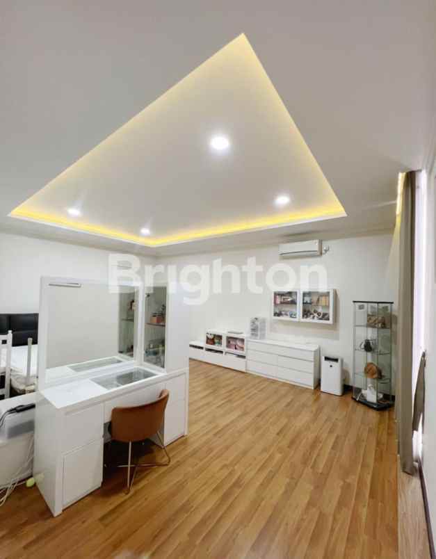 rumah siap huni sutorejo indah surabaya masih terawat