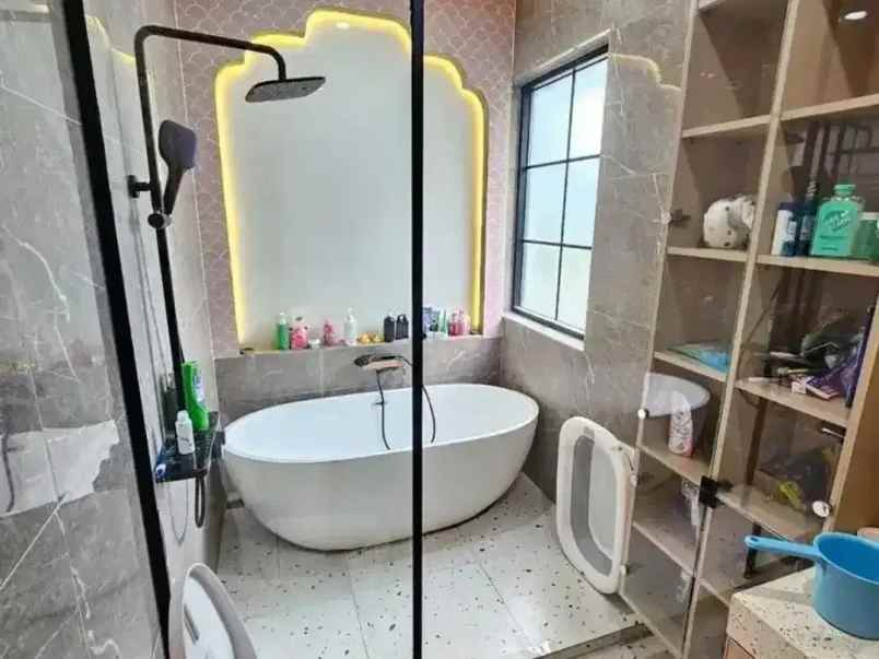 rumah super mewah harga terjangkau di harapan indah