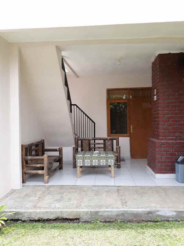 rumah villa dekat maribaya lembang bandung