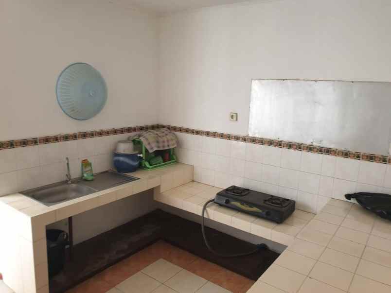 rumah villa sentra raya citraland surabaya