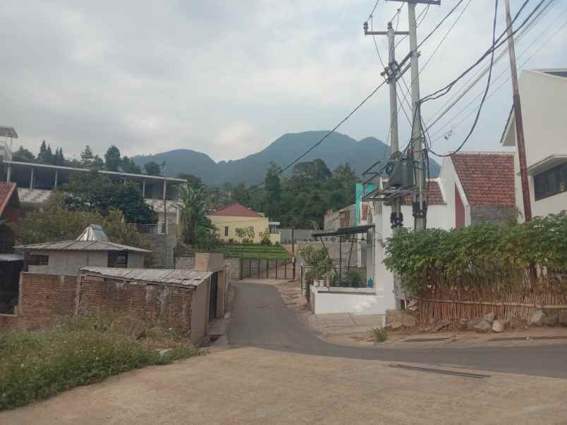 tanah datar dalam komplek di cilengkrang bandung timur