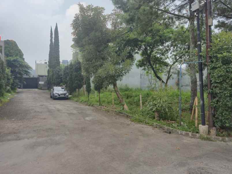 tanah kotak komplek ciwaruga hook shm row jalan besar