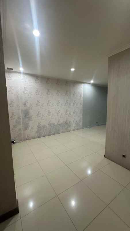 the address cibubur leuwinanggung depok