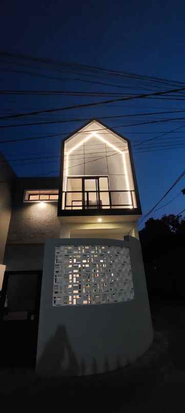 tugu cimanggis rumah mewah strategis harga nego