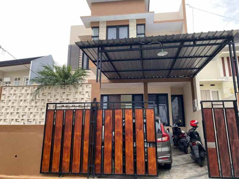 villa aktif full perabot di kota batu