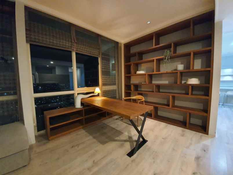 vue ciputra world lantai 32 siap huni full furnish