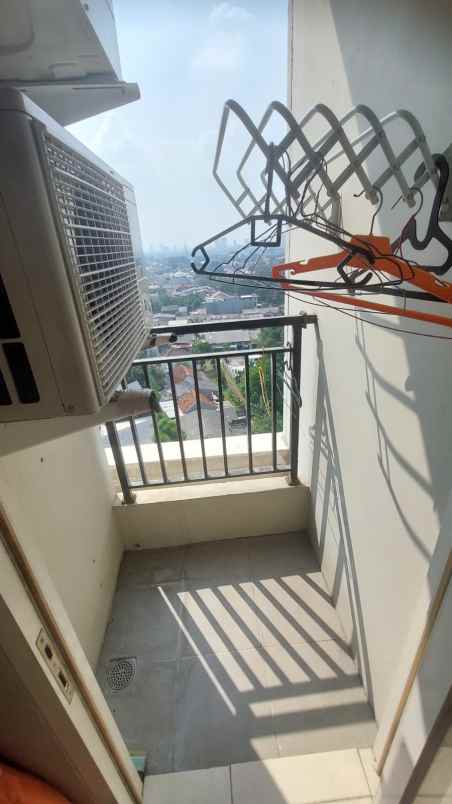 apartemen cinere bellevue suite