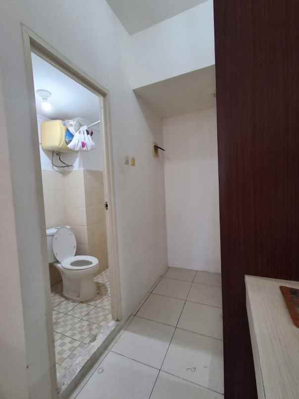 apartemen puncak permai tower c lantai 17 connecting